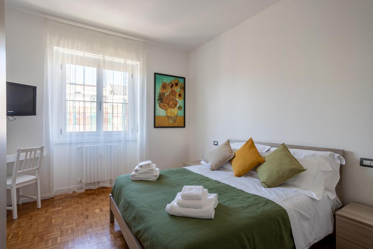 Milano City Apartments - Parking And Comfort - Spacious Apt Up To 8 Pax Luaran gambar