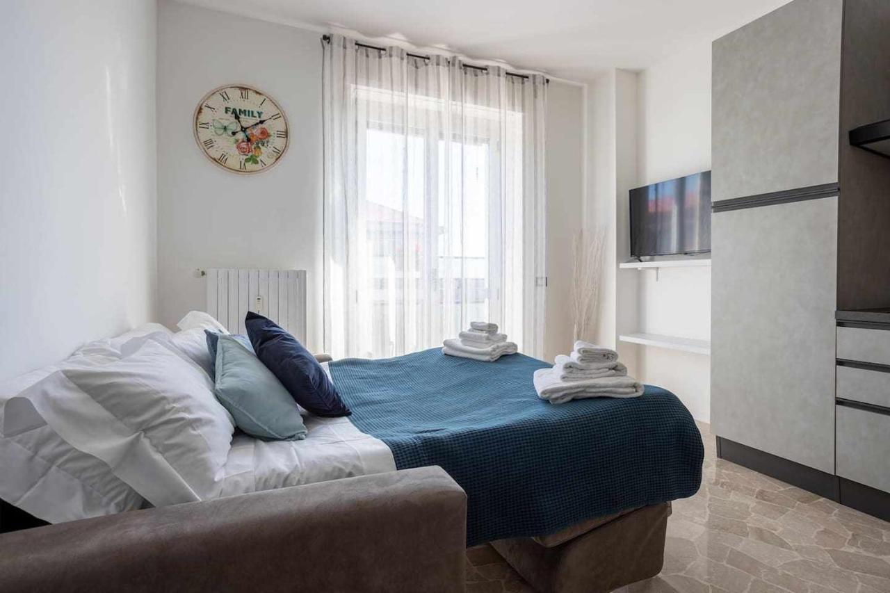 Milano City Apartments - Parking And Comfort - Spacious Apt Up To 8 Pax Luaran gambar